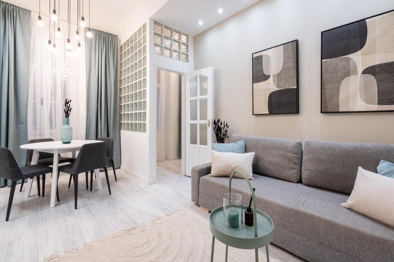 Kl31 - Urban Escape - Prime Location - Klauzal Square By Bqa Apartman Budapest Kültér fotó