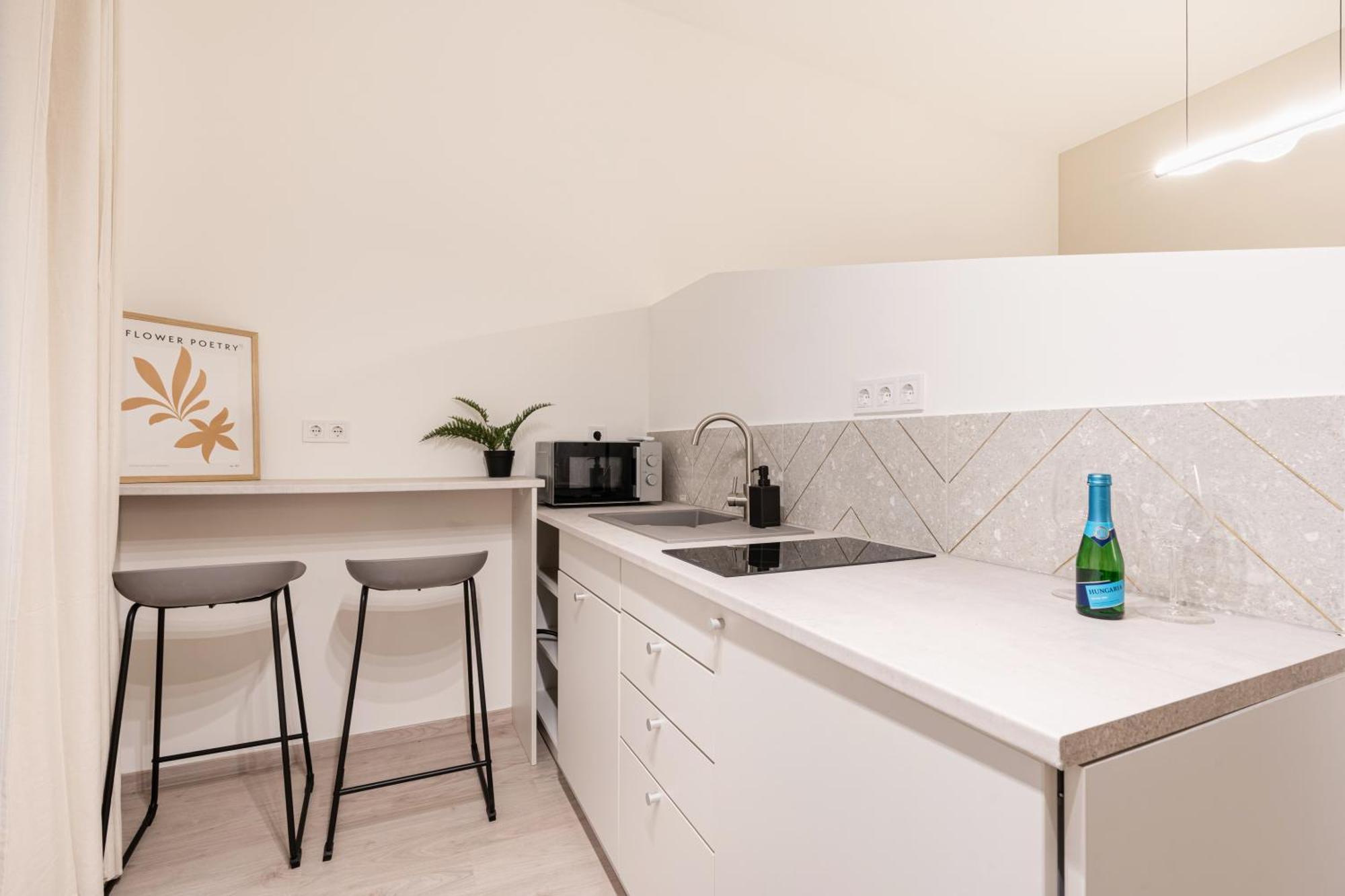 Kl31 - Urban Escape - Prime Location - Klauzal Square By Bqa Apartman Budapest Kültér fotó