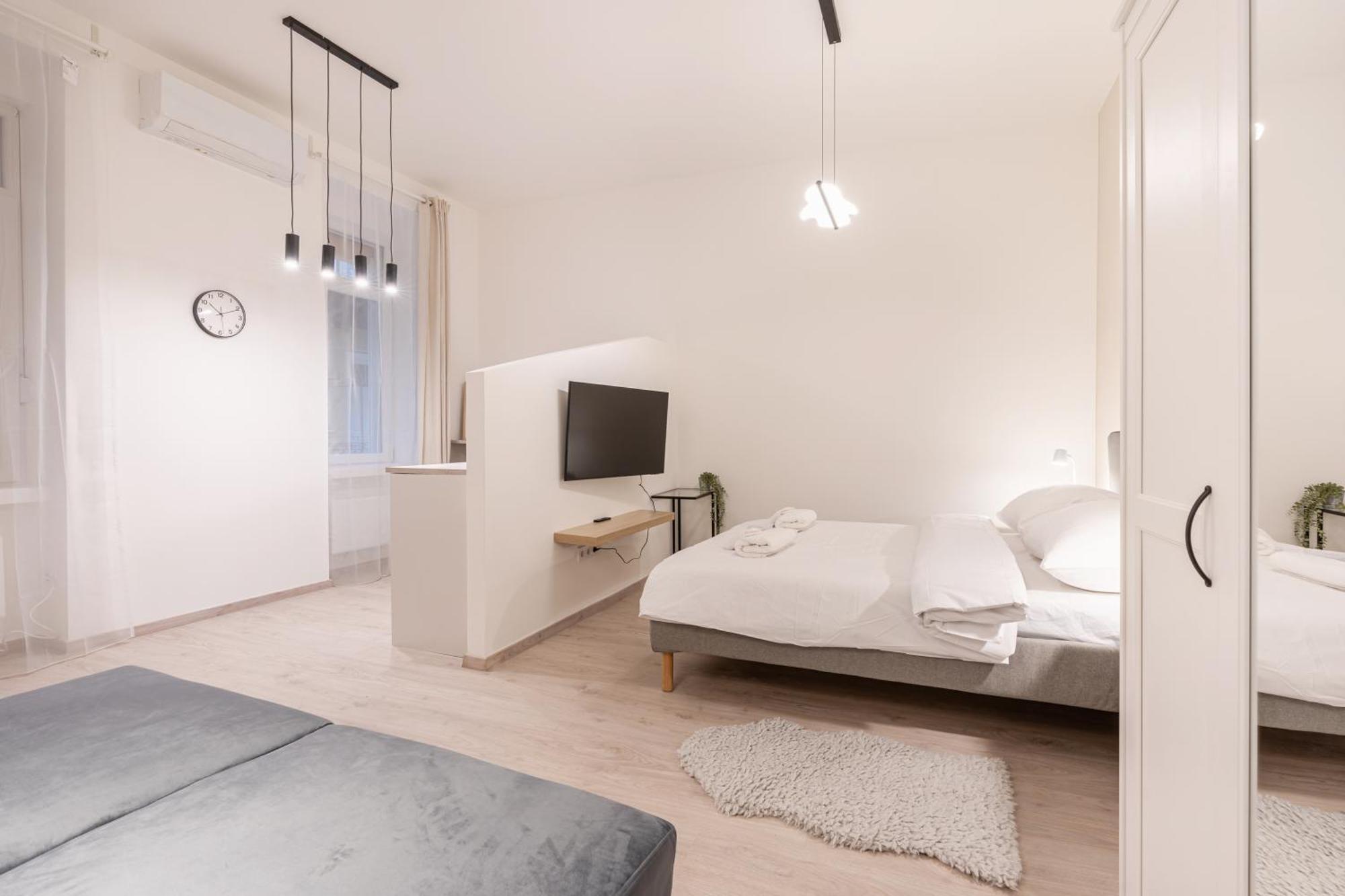 Kl31 - Urban Escape - Prime Location - Klauzal Square By Bqa Apartman Budapest Kültér fotó